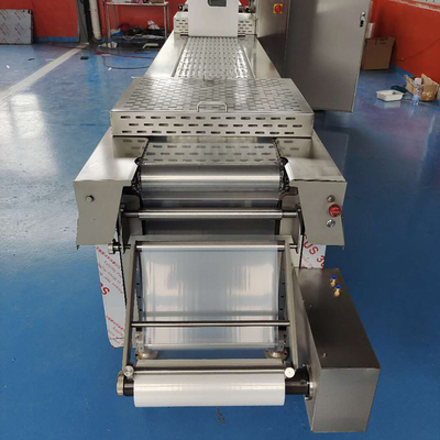 Macchina di imballaggio a vuoto termoformale automatica per pelle adatta a vari prodotti